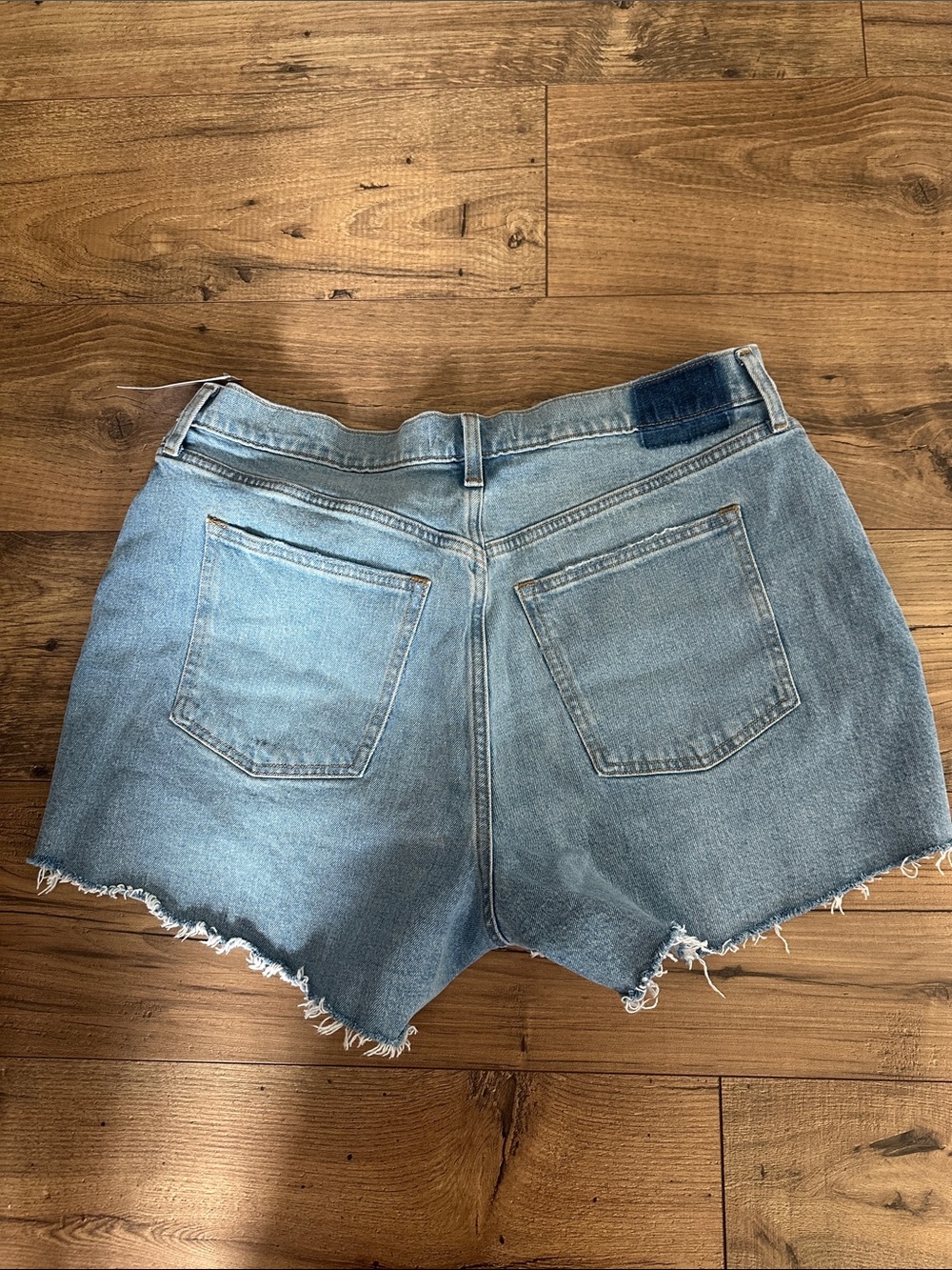 Abercrombie & Fitch Light Blue Distressed Denim Shorts - Picture 3 of 4